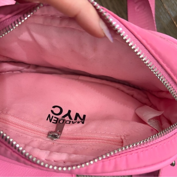 Madden NYC Pink Crossbody Bag with Detachable Strap Pouch - Picture 5 of 8